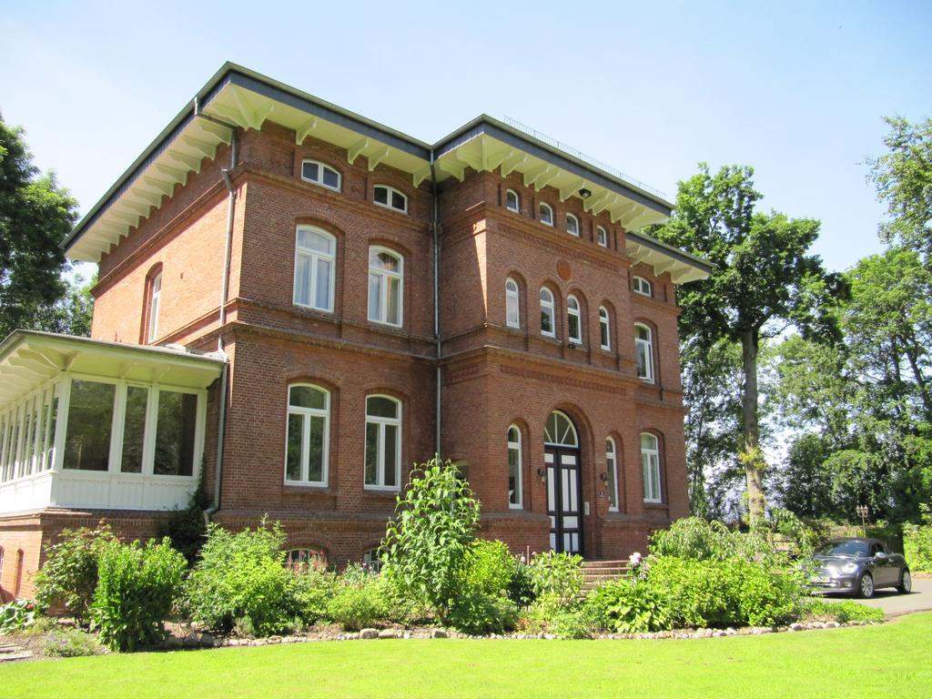 Haus Im Park Apartment Wesselburen ภายนอก รูปภาพ