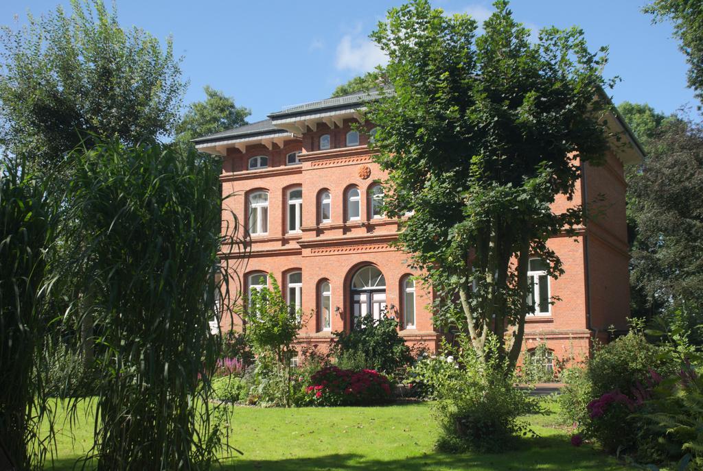 Haus Im Park Apartment Wesselburen ภายนอก รูปภาพ