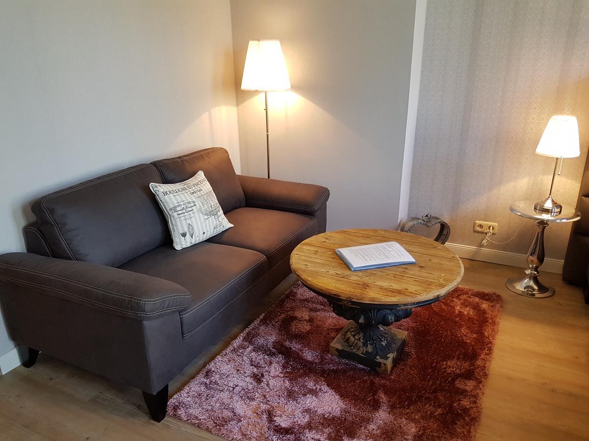 Haus Im Park Apartment Wesselburen ภายนอก รูปภาพ